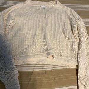 Crop top sweater